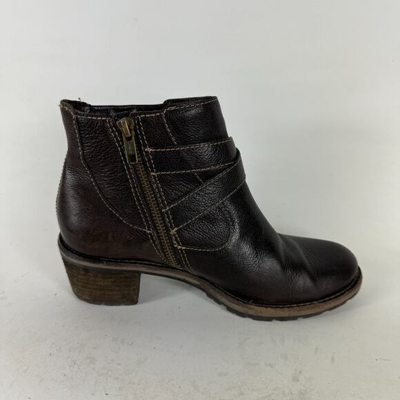 L.L. Bean Boots Womens 6.5 Brown Leather Buckle Side Zip Round Toe Ankle Booties - Picture 3 of 10